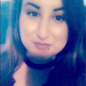 Meet your Posher, Edith